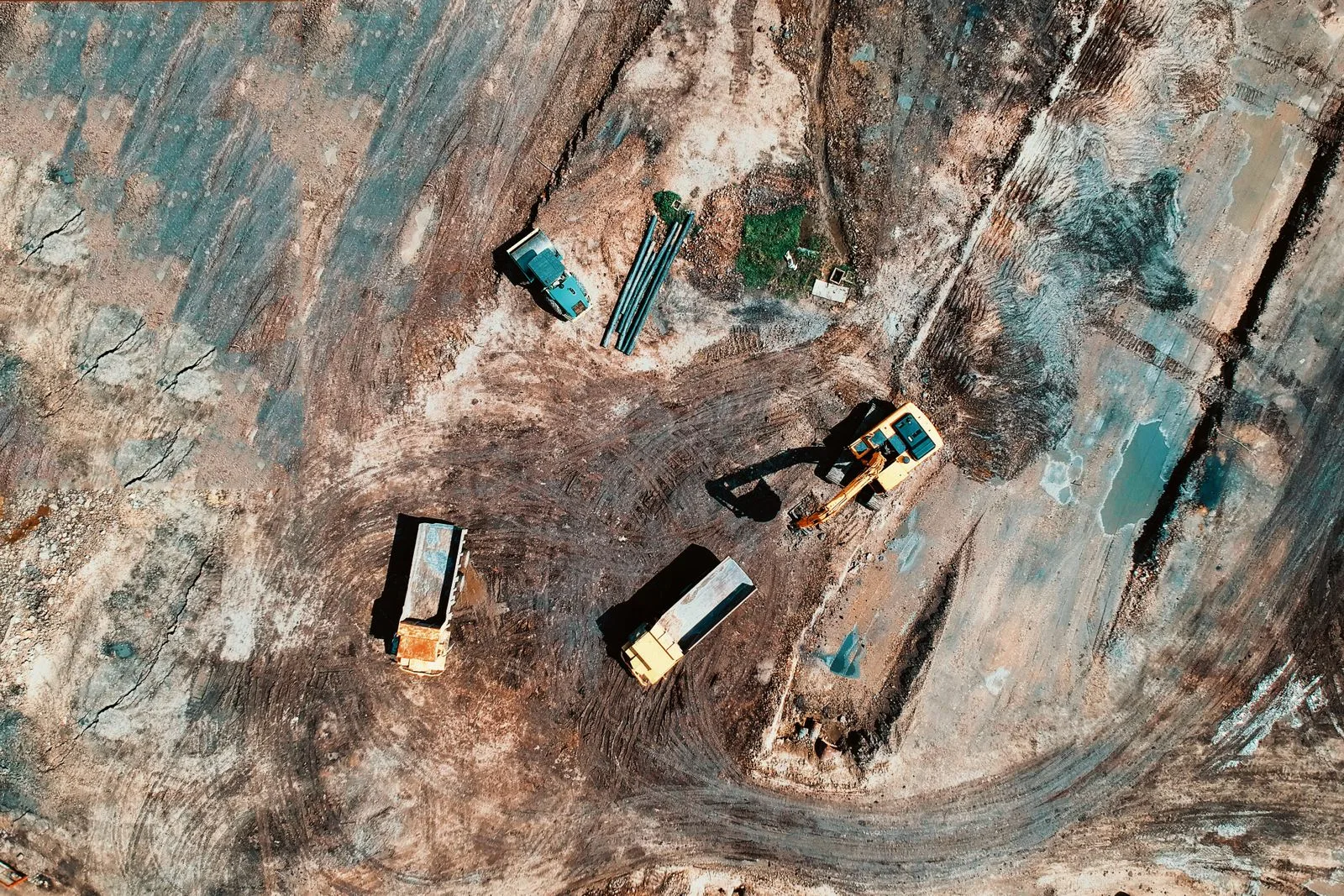 commercial land clearing and demolition contractor